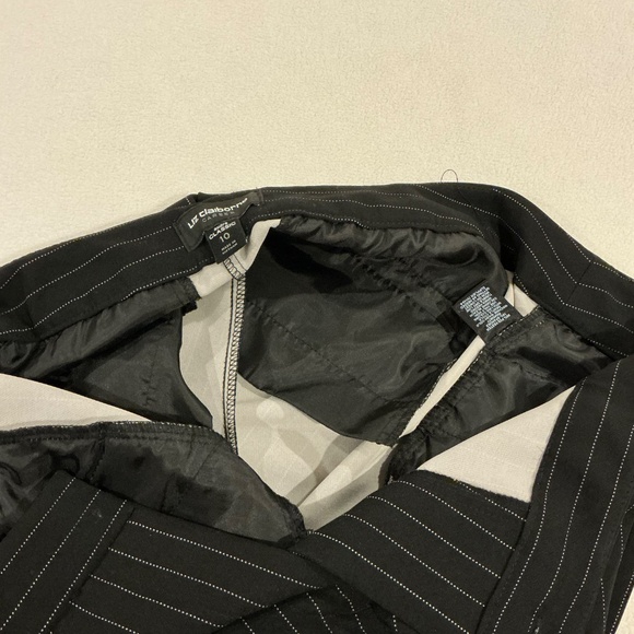 Liz Claiborne Black Pants with White Pinstripes Size 10 - Picture 4 of 5